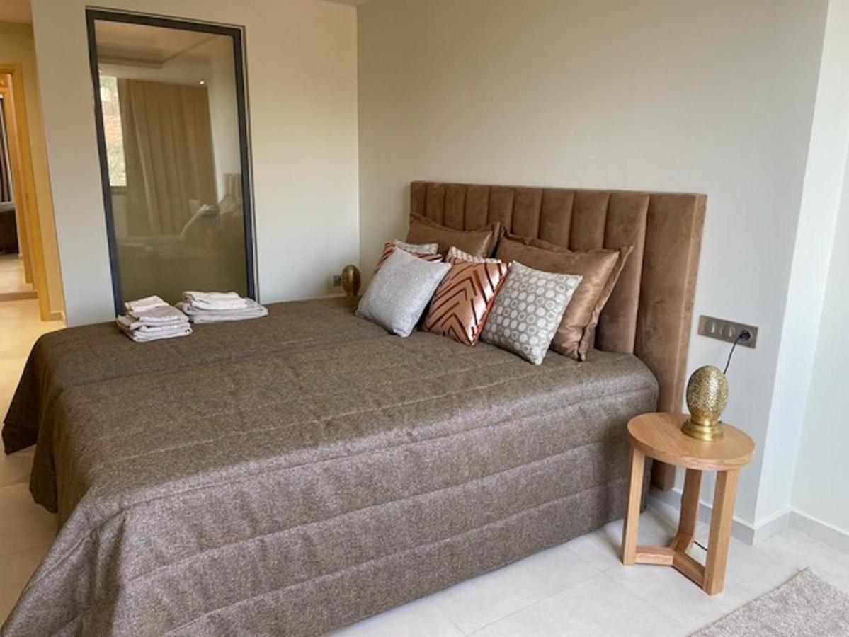 Apartment Luxury 105sqm Terrace Seafront Wifi Unlimited *