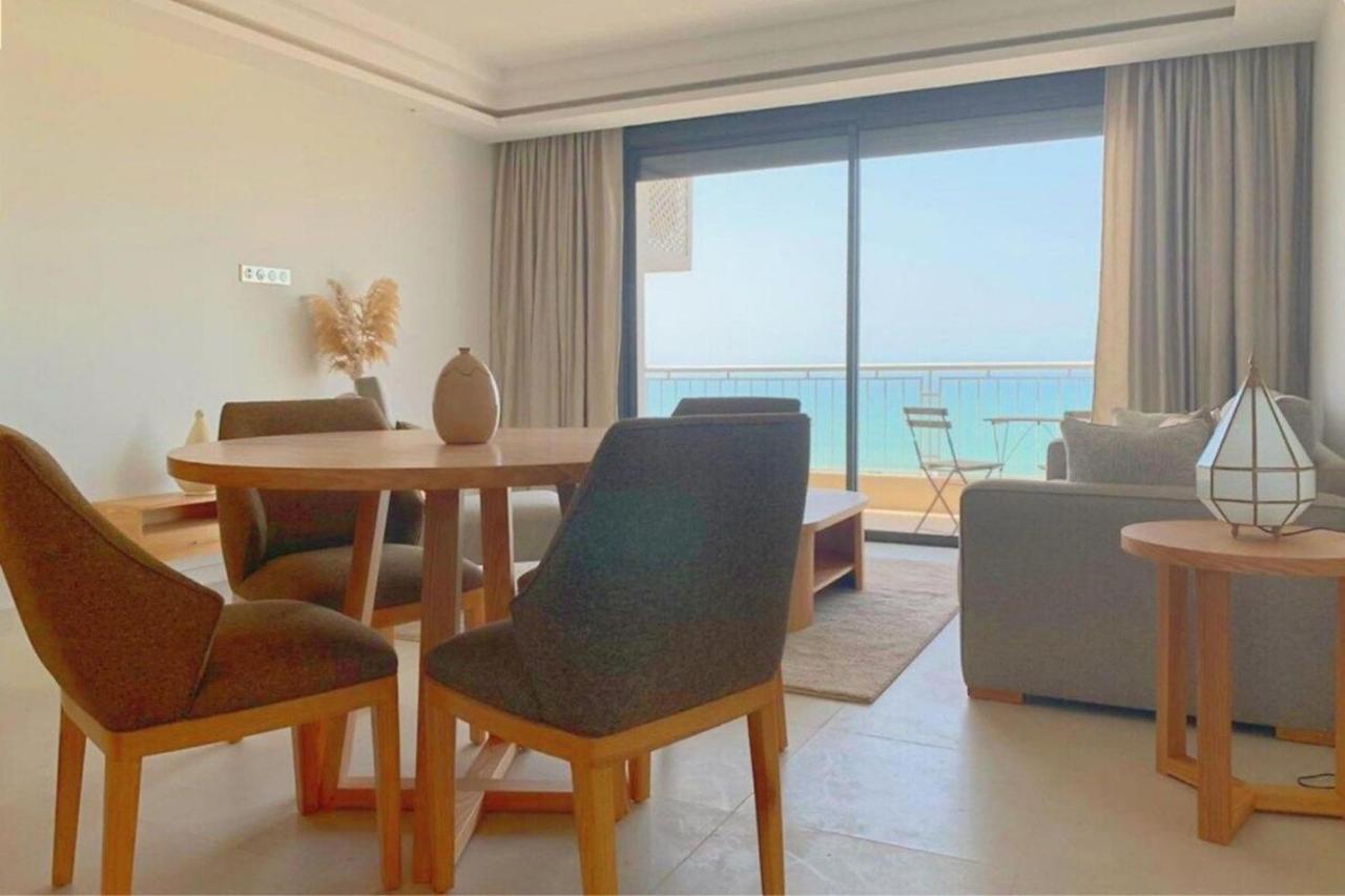 Luxury 105sqm Terrace Seafront Wifi Unlimited Apartment *